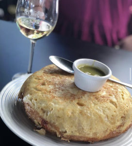 The sauteed pepper and manchego cheese tortilla is one of my all time favorite dishes in Madrid, which makes La Buha one of my favorite restaurants in La Latina