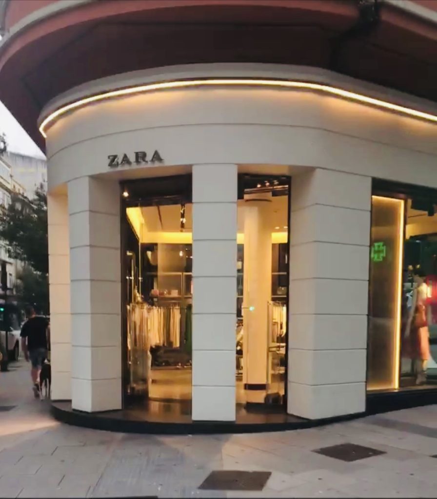 the world's first zara resides in A Coruña spain and looks like every other Zara