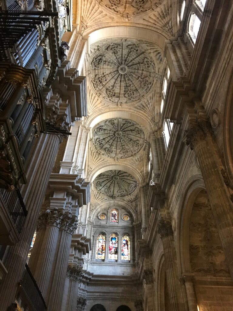 The main Naive of the Catedral de la Encarnación de Malaga is known for its grandeur and giant ceilings. 